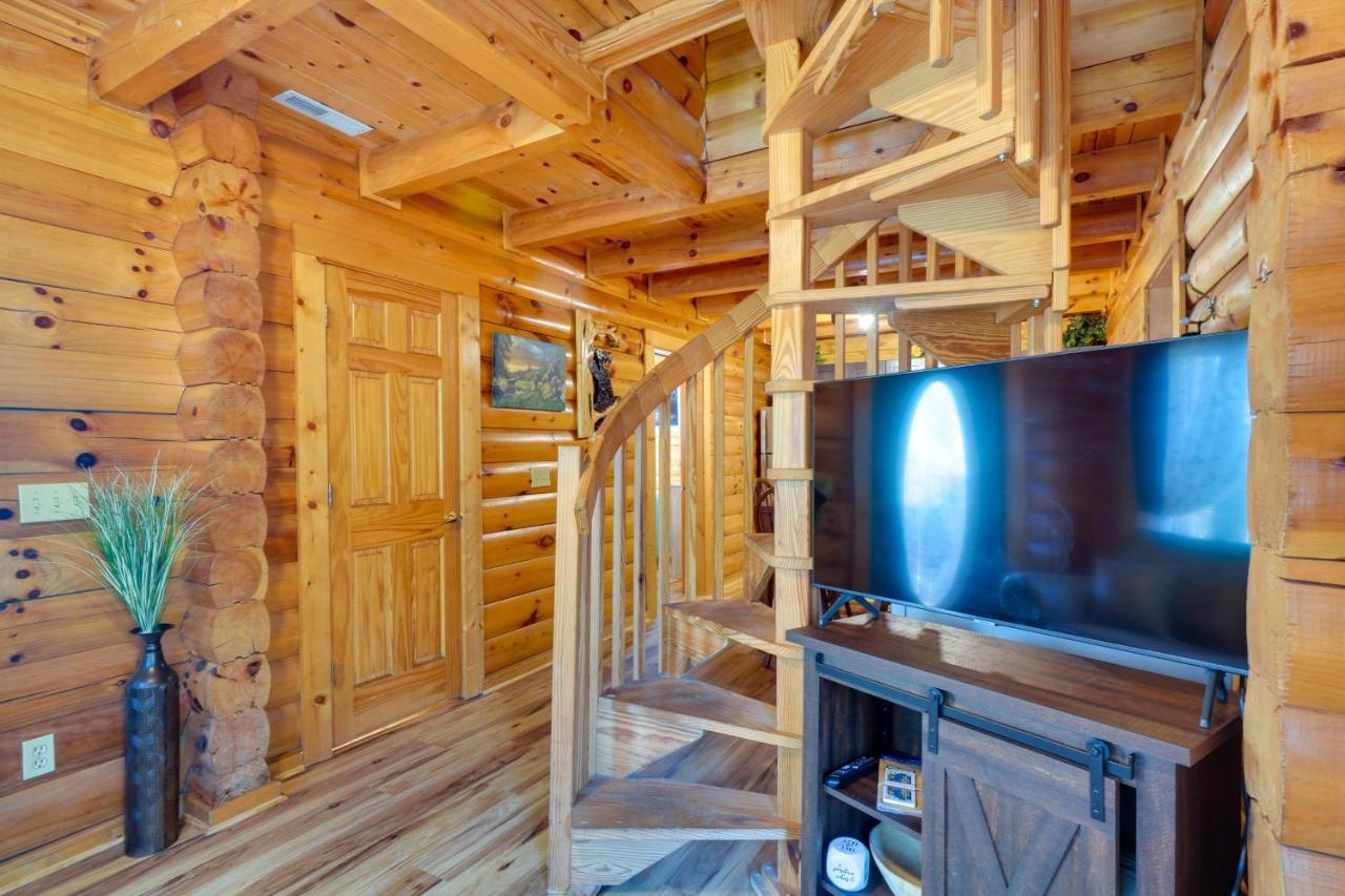 Lovely Gatlinburg Cabin With Private Hot Tub! エクステリア 写真